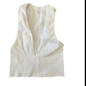 Urban Outfitters - Out From Under V-neck Ribbed Crop Top | Size SP color white
